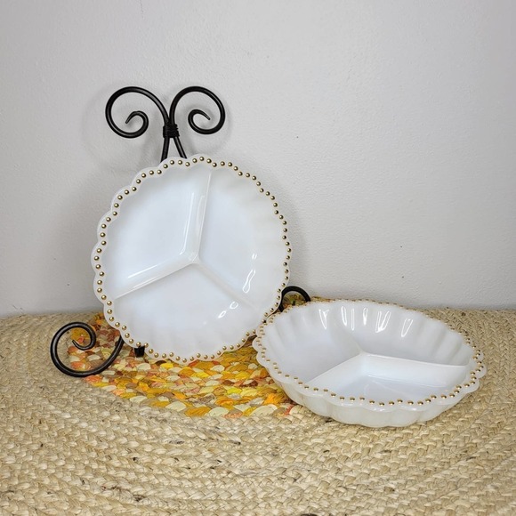 Vintage Milk Glass Divided Relish Tray‎ Set - Picture 2 of 9